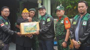 Hari Pahlawan, GPK Jatim Sampaikan Tali Asih dan Sambangi Veteran di Kediaman