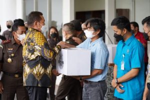 Jaksa Agung Kembali Berikan Bantuan Korban Bencana Alam Cianjur dan Sembako untuk Forwaka